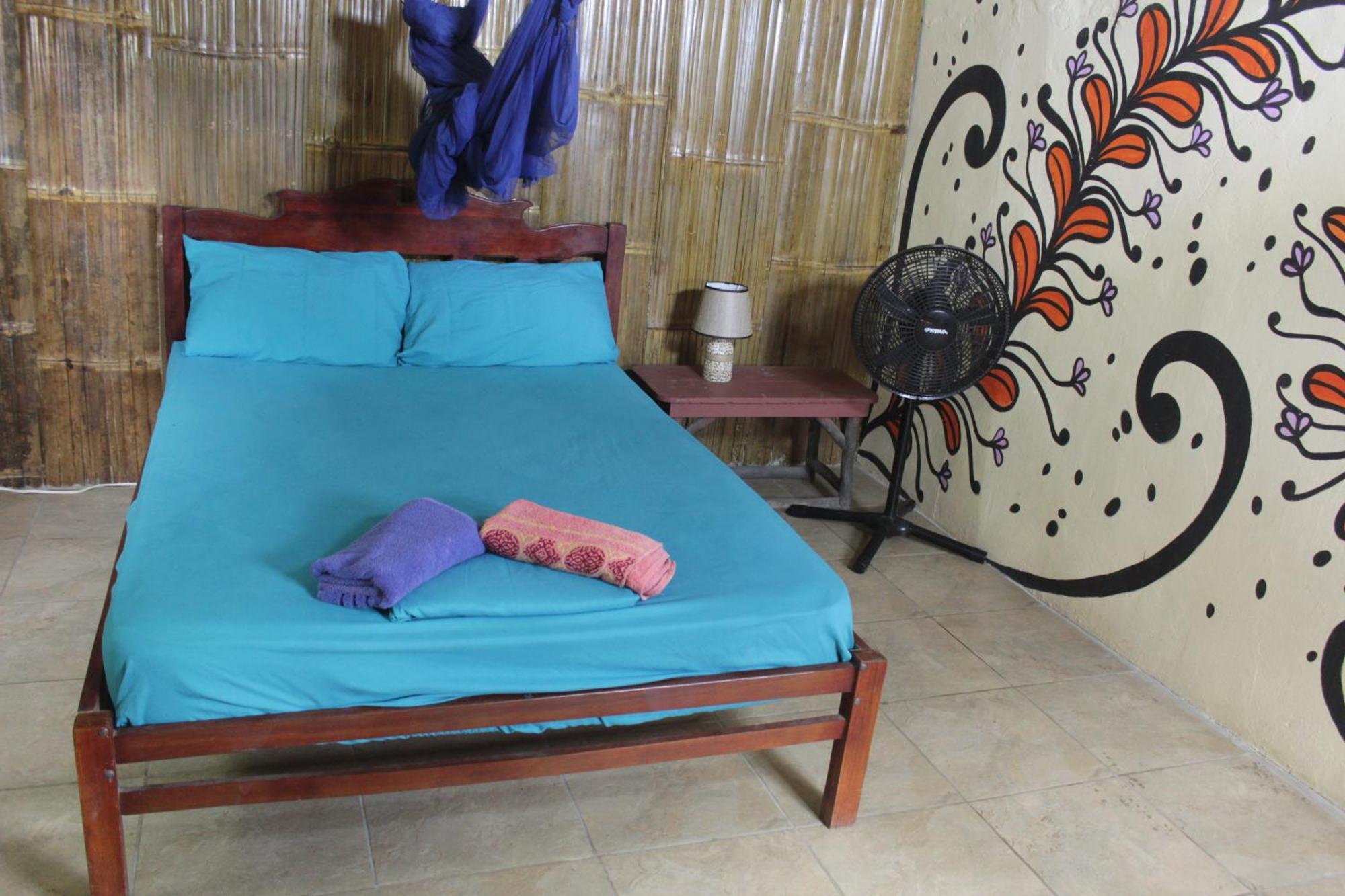 My Little House Surf&Backpacker Hostel Montanita Ngoại thất bức ảnh