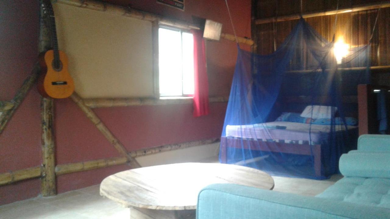 My Little House Surf&Backpacker Hostel Montanita Ngoại thất bức ảnh