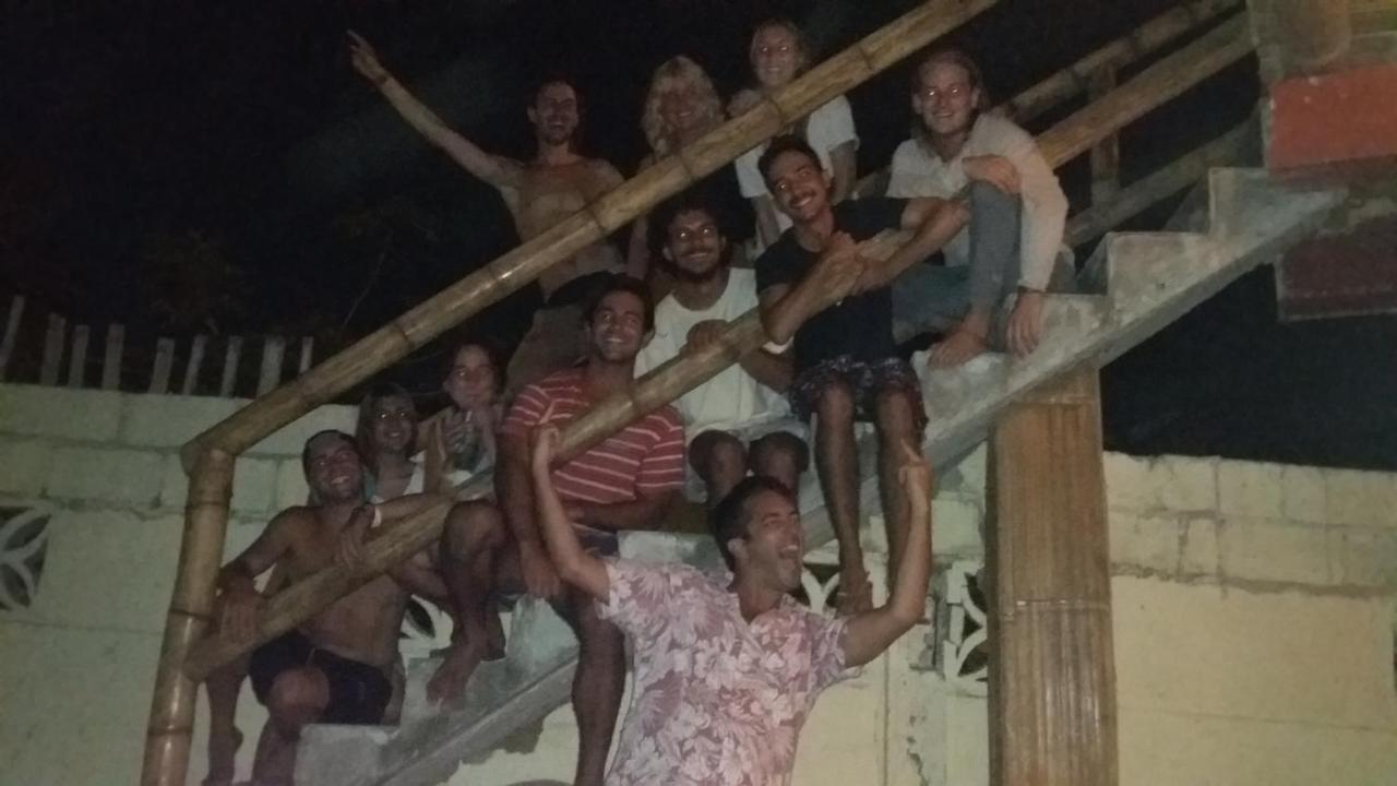 My Little House Surf&Backpacker Hostel Montanita Ngoại thất bức ảnh