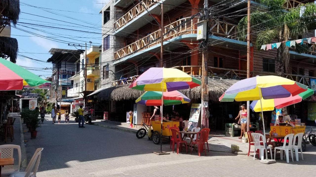My Little House Surf&Backpacker Hostel Montanita Ngoại thất bức ảnh